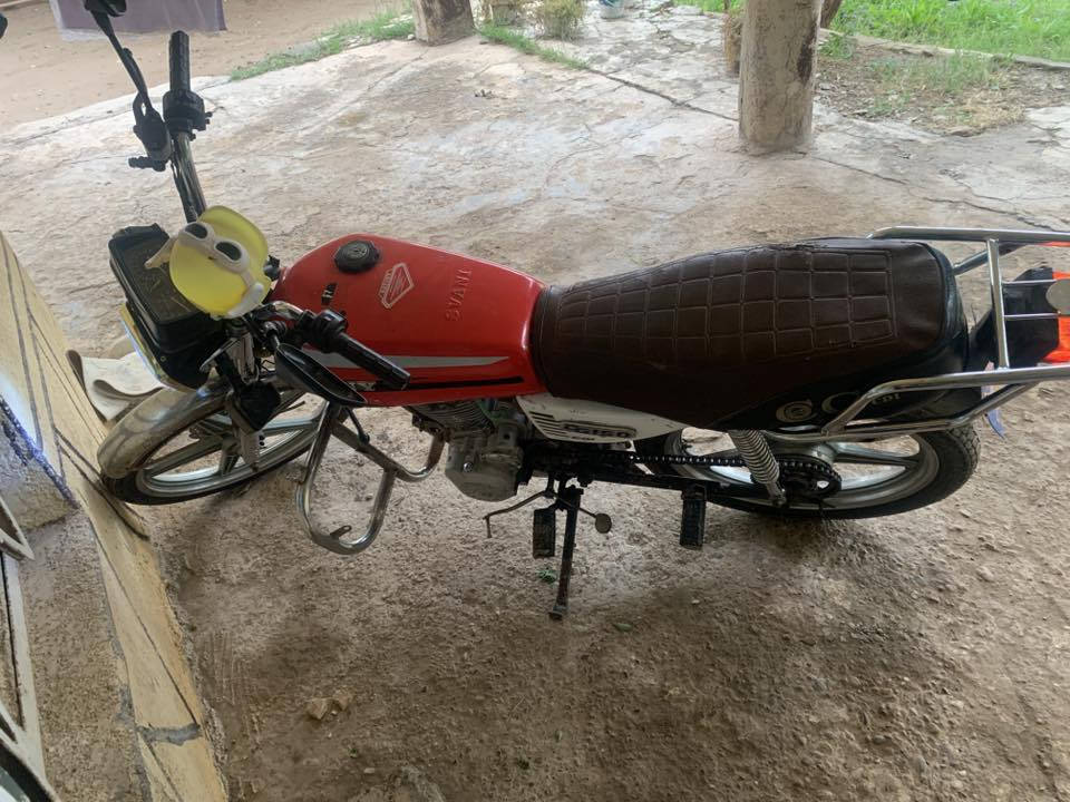 اريد ابيع هذا الماطور مامفتوح نضيف حيل 2018السعر250
***********
