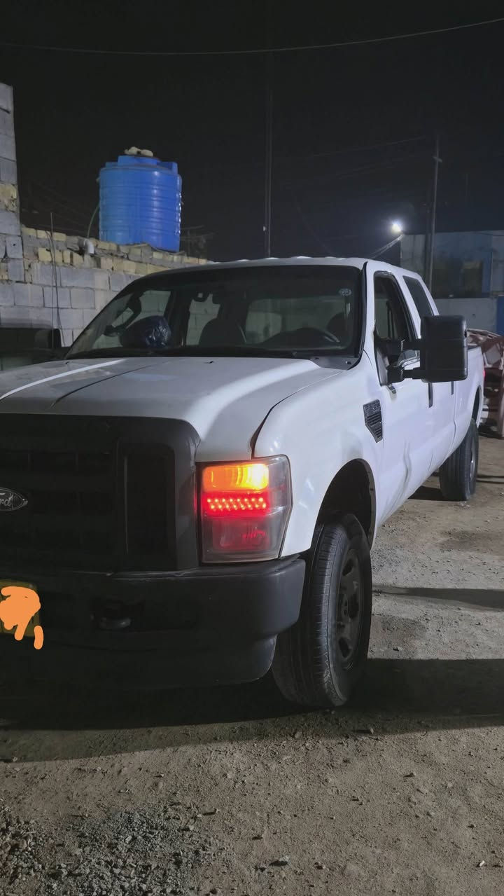 سلام عليكم فورد حجم ٣٥٠  رقم أربيل تحويل ثاني يوم موديل ٢٠٠٩ وارد خليجي سياره جاهزه محرك كير كسن حداديه تخم تاير شاشه  كامره  عشاق الفخامه سعر معقول مراوس حسب القاعه ***********
