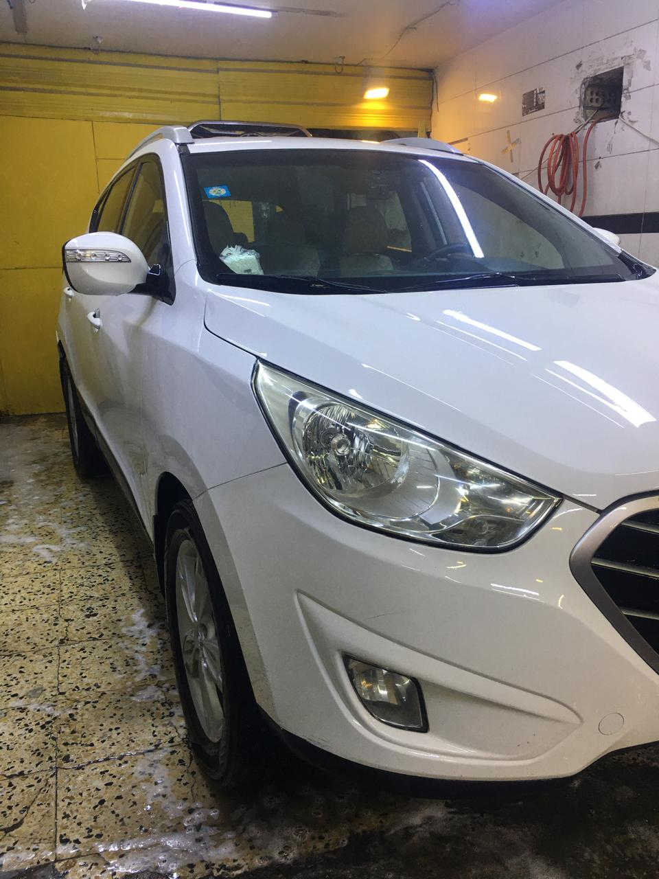 السلام عليكم

توكسان للبيع 2012 خليجي

محرك 2000

ماشيه 96000 كم قابل للزيادة

لا صبغ ولا تبديل سيارة بلادية مثل ما موجود بالسونار

سويج عدد 2 اصلي

بغداد باسمي

السعر 145 $ بيها مجال

موقع ابوغريب

الاتصال ***********
