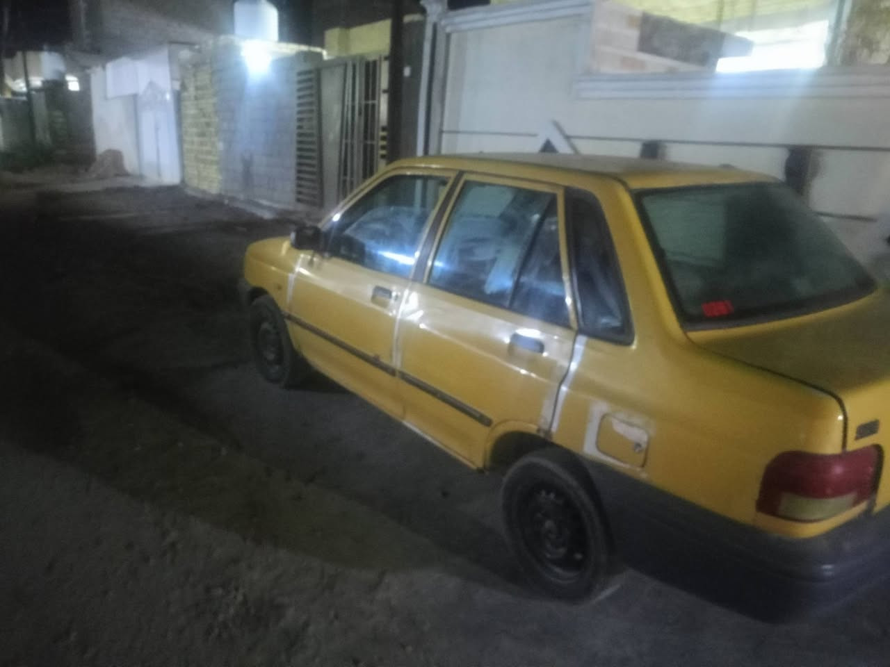 السلام عليكم سايبه للبيع موديل 2012 رقم بغداد تحويل ثاني يوم محرك وكير  المكان بابل محاويل السعر 20 رقم الهاتف ***********
