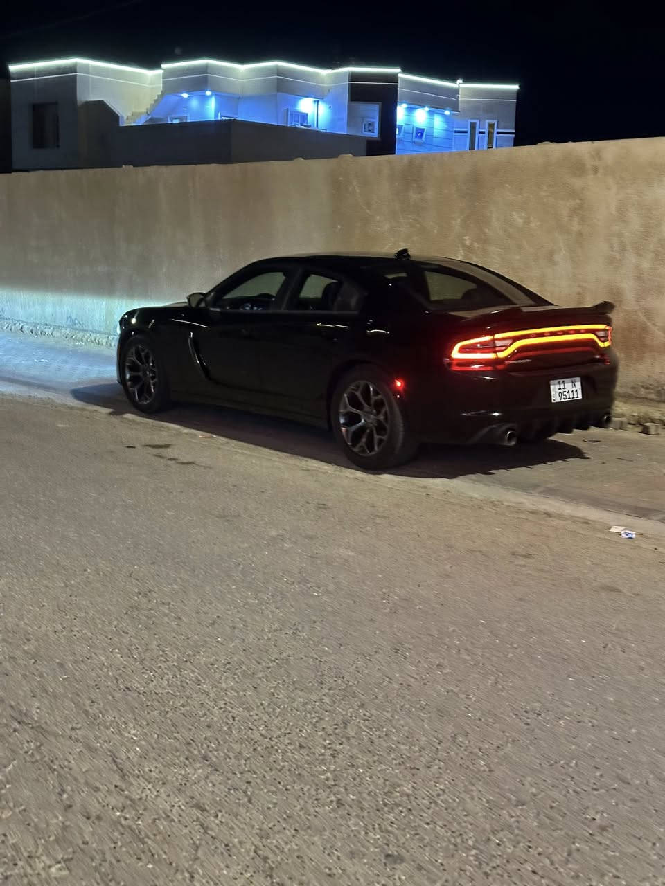 السلام عليكم جارجر 2016 sxt
وارد كندي بدون حادث بدون صبغ بدون تبديل 
كفاله عامه 
كير ومكينه كفاله 
كشن سائق كهربائي 
هيتر بالمري 
السياره جديده بمعنى الكلمه والحمدلله مابيها لا صبغ ولا تبديل ولا حادث 
العنوان  الانبار 
السعر ١٨٣
رقم بغداد مميز ٩٥١١١ ن 
هـ/ ***********
سونارها بالصور
