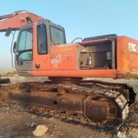 حفاره هيتاشي • ٢٨٠ موديل٢٠٠٥ • واسط