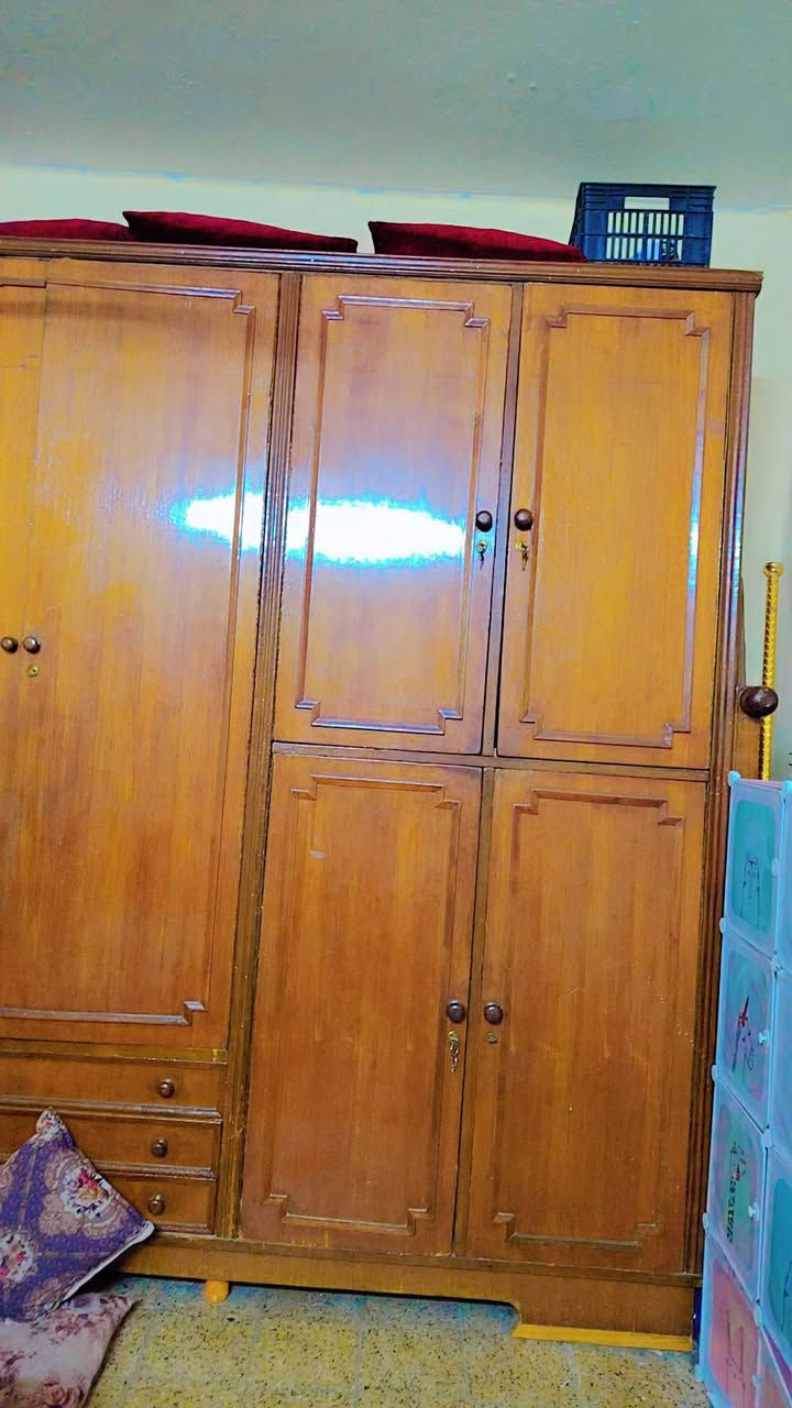 غرفه عراقي للبيع مستعمل 5 اشهر
بيع مستعجل جداً
مابي ولا عيب جديد 
السعر 300 بي مجال بسيط 
العنوان موصل حي النفط


**إذا كنت صاحب هذا الإعلان وتريد حذفه لأي سبب، رجاءا أرسل رسالة إلى الدعم الفني**