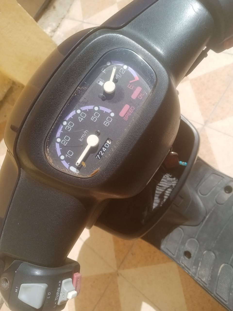 بتره للبيع دراجه أني منزلها حاويه جديده يوم 11/10
طلعته وماماشيه هواي كل نقص مابيه شغاله سلف هندر  اشاير كهربائيات كامله لايت زنون وهورن جديد ماملعوب بيه نهضه ومعدل دراجه مرتبه مال جناي وصلها موجود مراوس ماراوس فقط بيع مو تدخل تگلي شبيه مابيه رجائاً المو شراي لايراسل مكاني سيطره ال بعظم
قرب الأسكان الصناعي والشراي يراسلني ويدلل.


**إذا كنت صاحب هذا الإعلان وتريد حذفه لأي سبب، رجاءا أرسل رسالة إلى الدعم الفني**