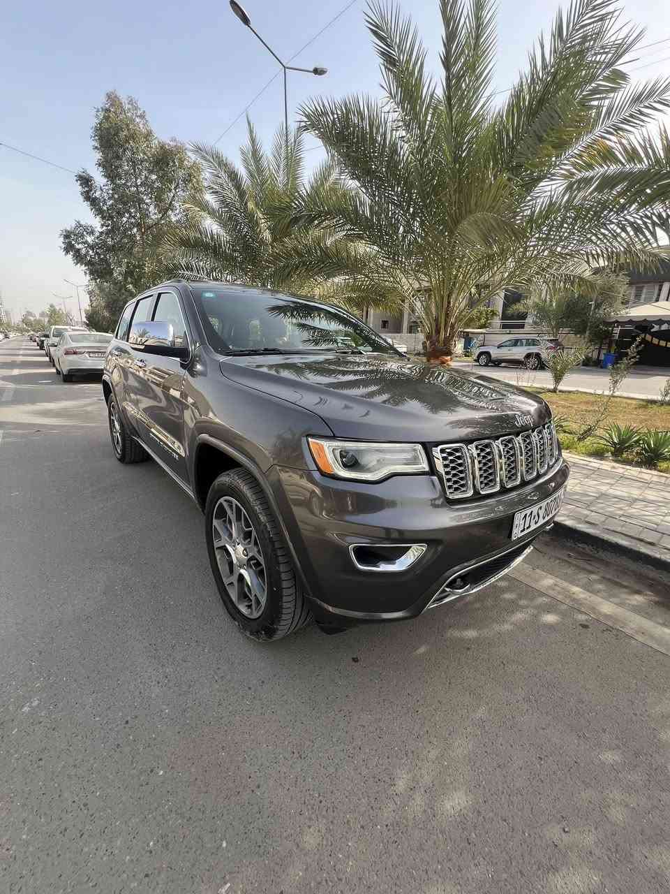 السلام عليكم
جيب اوفرلاند وارد امريكي 2021 للبيع رقم بغداد 
العداد 36  الف ميل فقط يعني بالكيلو ٥٧ الف 
محرك ٦ سلندر ٣٦٠٠ 
الموصفات
بانوراما 
بصمة 
تشغيل عن بعد 
فور ويل ماوس 
جكات تصعد وتنزل السيارة ٣ وضعيات
لايت led بلادي
كشنات جلد 
كشنات كهرباء وخزن ميموري
تدفئة وتبريد بالكشنات 
شاشة جبيرة ابل كار بلي وكامرة دوارة
رادارات جانبية نقاط عمياء
رادار خلفي وحساسات 
صندوق كهرباء
كروس سرعة
نظانم اوتو ستوب تطفأ بالازدحام للاقتصاد 
تخم تاير جديد
سيارة جاهزة من كلشي 
اعلى مواصفات بالاوفرلاند 

الضرر موضح بالصور فقط بنيد
بيها من امريكا كلير بالجاملغ الايمن وبابين جهة عكس السايق بدون ضرر فقط كلير 
بدون شاصي بدون لغد

محرك كير مكفول
مكاني بغداد حي العدل
*********** موجود واتساب
السعر ٢٤٨ ورقة وبي مجال للشراي
