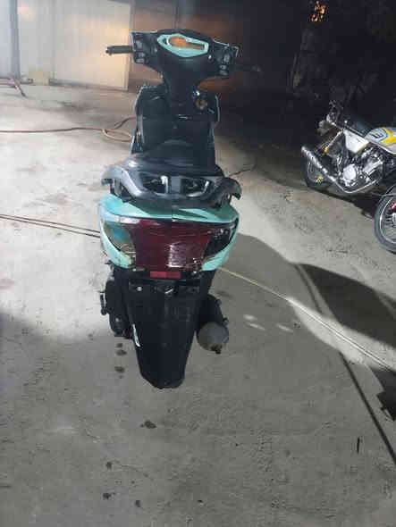 سلام عليكم دراجه سكنس البيع دشبول شغال ولايت امامي يشتغل  دراجه حلوه مكينه ناعمه وشلعه حلوه نكره سلف مديل 23 سعره 200وبيه مجال 
رقمي ***********
مكاني حله شارع 80
لحد يراسل خاص تريده تعال اخذه
