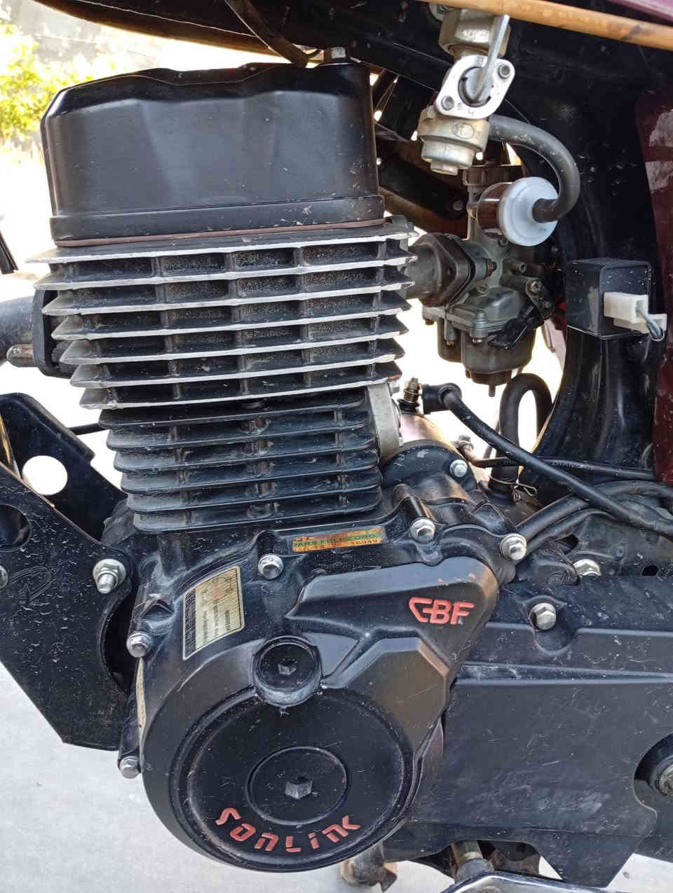 سيفان 2025 للبيع السعر 850 وبي مجال مكان على طريق دلي عباس صراجق للاستفسار اتصل ***********
