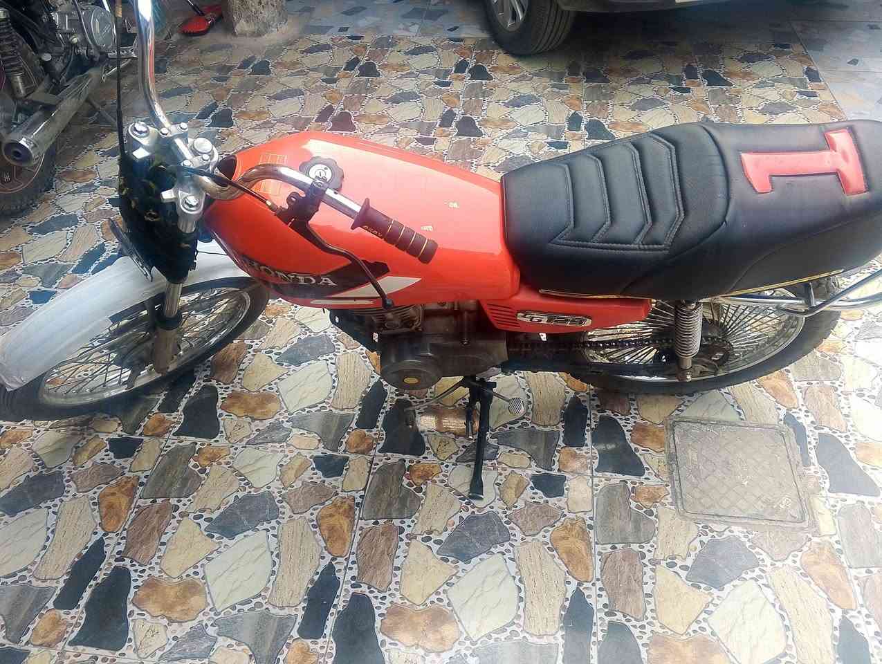 سلام عليكم دراجه معمر ه حربيه للمرواسه بدراجه كامله


**إذا كنت صاحب هذا الإعلان وتريد حذفه لأي سبب، رجاءا أرسل رسالة إلى الدعم الفني**