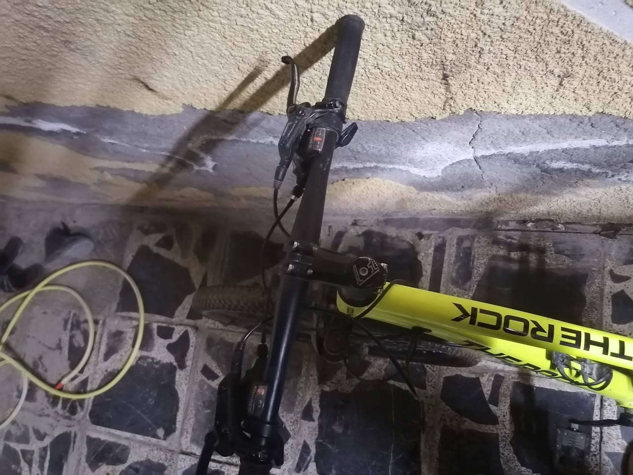 سلام عليكم
بايسكل جبلي باله نضيف
بايسكل المنيوم بريك دهن
125وبي مجال رقمي ***********
