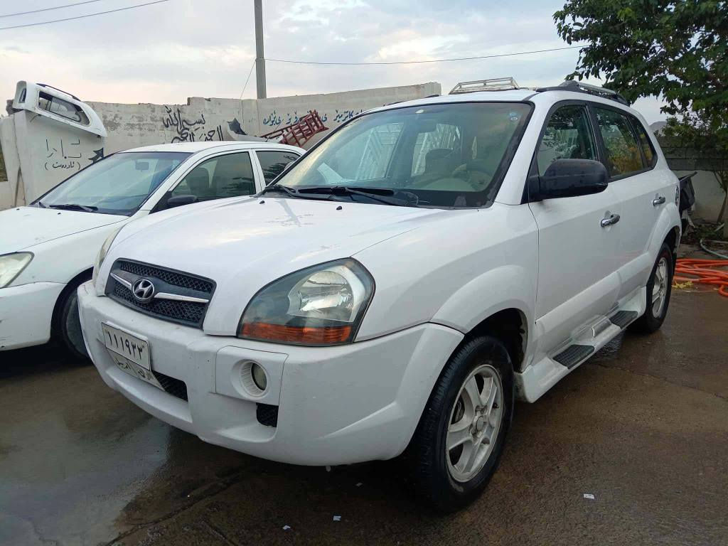 تکسون 2009 سعری115وەرەقە ***********  ***********
یەک دەرگای سبوخە هەمووگیانی بشرت كويسينجاك, أربيل
