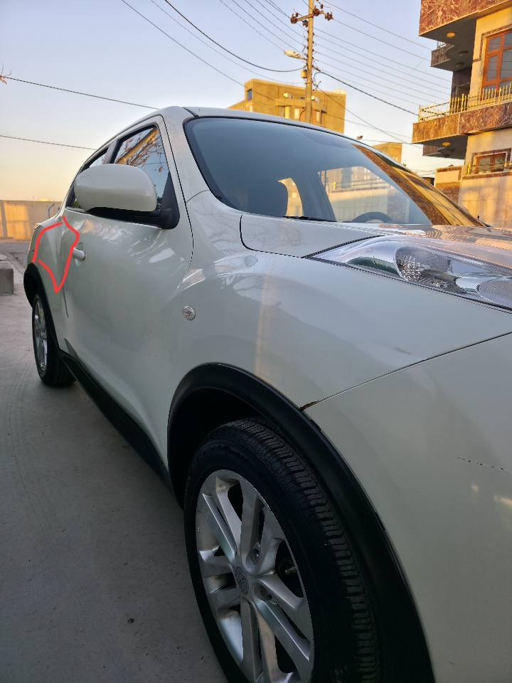 نیسان جوکی خەلیجی ٢٠١٢
 سحر ٨٩ 
تۆماتیک . بەسمە . ڤۆلیۆم . شاشە ئایپاد .
 حساس . جام کهربایی 
سبو غ چاملغ و دەرگای دواوە لەگەل کەمێک قپاغ سندوق بێ ناوگرتن ، بى ئێرباگ
گيرو مه كينەو تەحويل غەرامه بەشەرت
شوێن هەولێر
*********** أربيل, العراق
