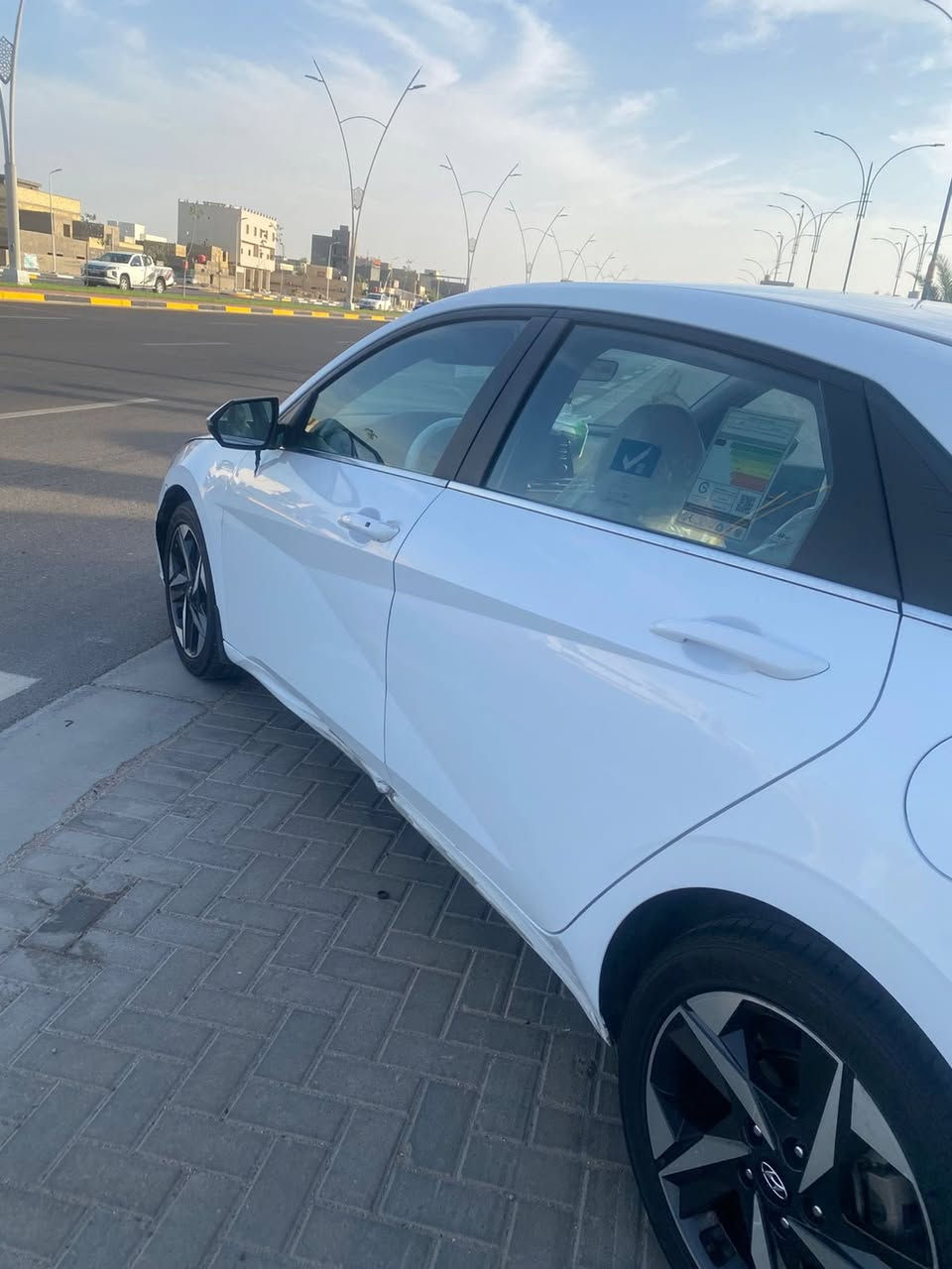 النترا خليجي 
مكينه 2000دوش 
بصمه تنته تشغل عن بعد مواصفات الخليجي 
بيهه دوسه وباب ودوسه الثاني مامصلحات 
مكينه كير تبريد كفاله 
السياره مال اقصاد راعيهه بلبصره استقطاع مباشر 
راعيهه ب الاصمعي وكاله ثاني يوم *********** السعر 140 وبيها مجال قلليل للشراي
