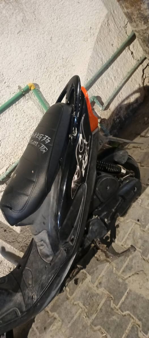 سلام عليكم ماكس البيع دراجه كفرات اصلي كابريته اصلي كله اصلي تجي افحص وشوف شلعه ومعدل تايرات جدد اتصال وبيك خير وتتدلل ‏‪***********‬‏
