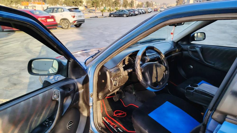 السلام عليكم للبيع استره موديل ٩٣ شرط الوكله والتحويل سنويه عضم رقم دولي السياره فول اتوماتيك كير ومحرك شرط كير توماتيك جامعات كهرب اي بي اس قفل مركزي تبريد شرط الدواير والدوسات مامصلحه سياره جديده السعر 53 للاستفسار الأتصال على الأرقام التاليه
***********
***********
