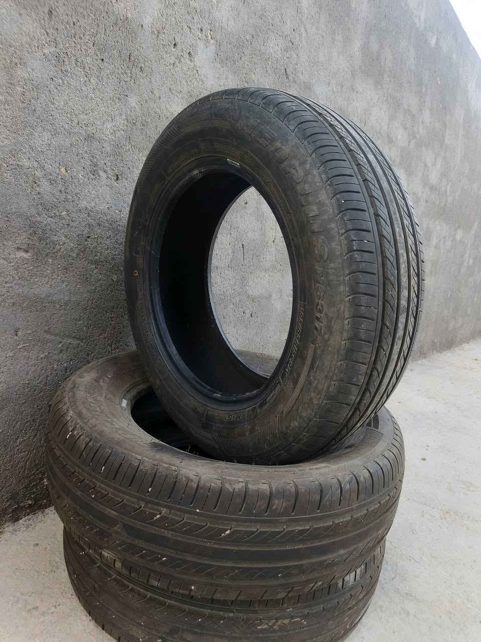 سلام عليكم تايرات إنتاج 25 نضيف كلش مابيهن بناجر  نضيفات كلش 
صيني درجه أولى الحجم بالصور 
***********
