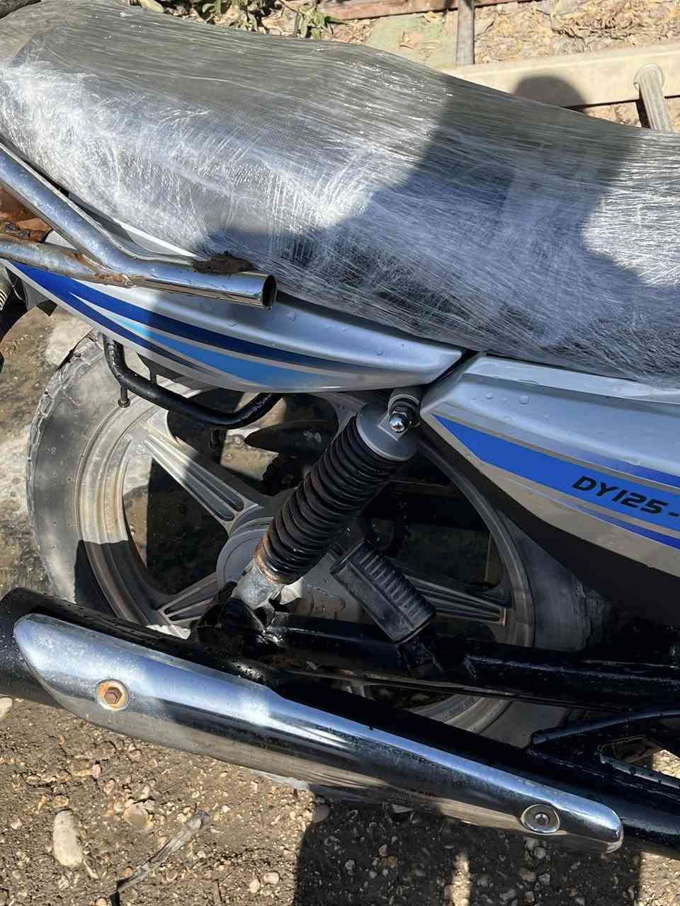 السلام عليكم دراجه دايوان عضم موديل2020محرك ما مفتوح السعر النهائي 500 اوراق خوش دراجه امانه الله مكاني محاويل /ناحيه الامام باقي تفاصيل تفضل خاص
علما دراجه كامله من كهربائية


**إذا كنت صاحب هذا الإعلان وتريد حذفه لأي سبب، رجاءا أرسل رسالة إلى الدعم الفني**