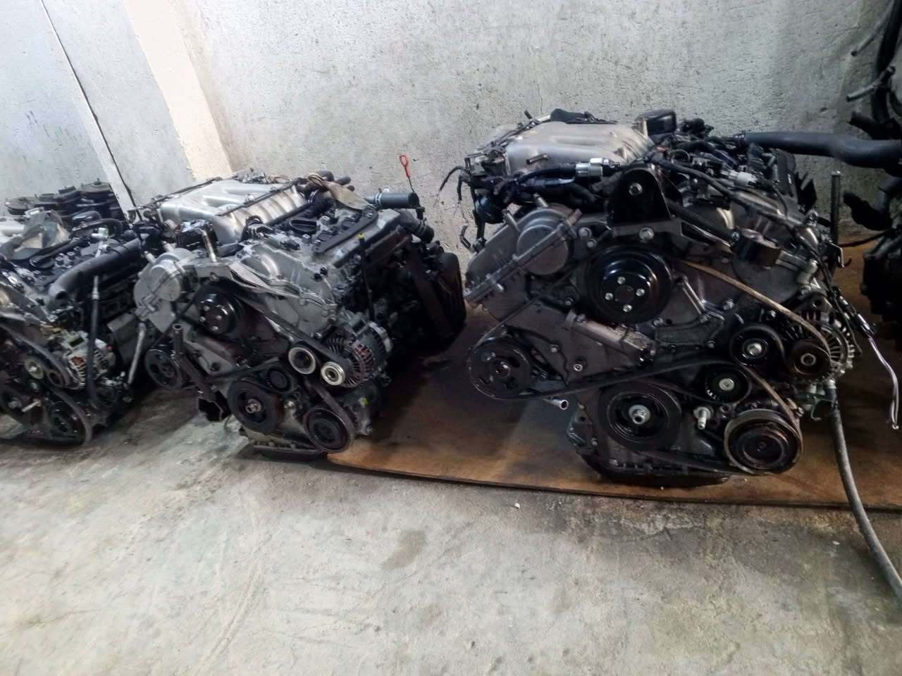 محركات حاويه ٣٣٠٠ 
*********** العنوان الديوانية قضاء الحمزه الشرقي نهايه حي صناعي مقابيل عمود ١٦٦ شرط وضمان
