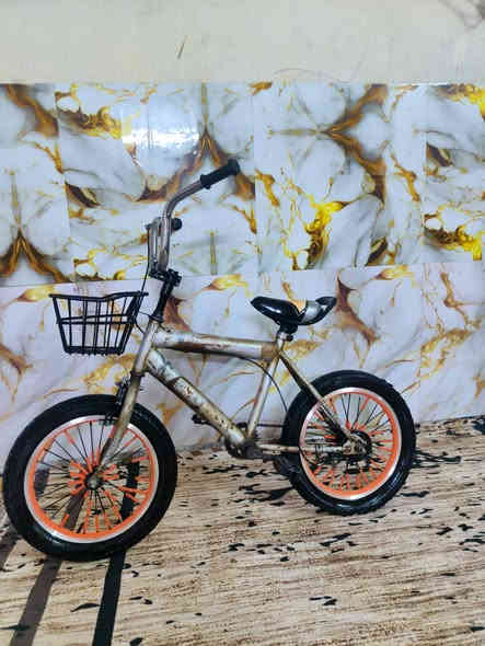 بايسكل نضيف السعر35
***********
