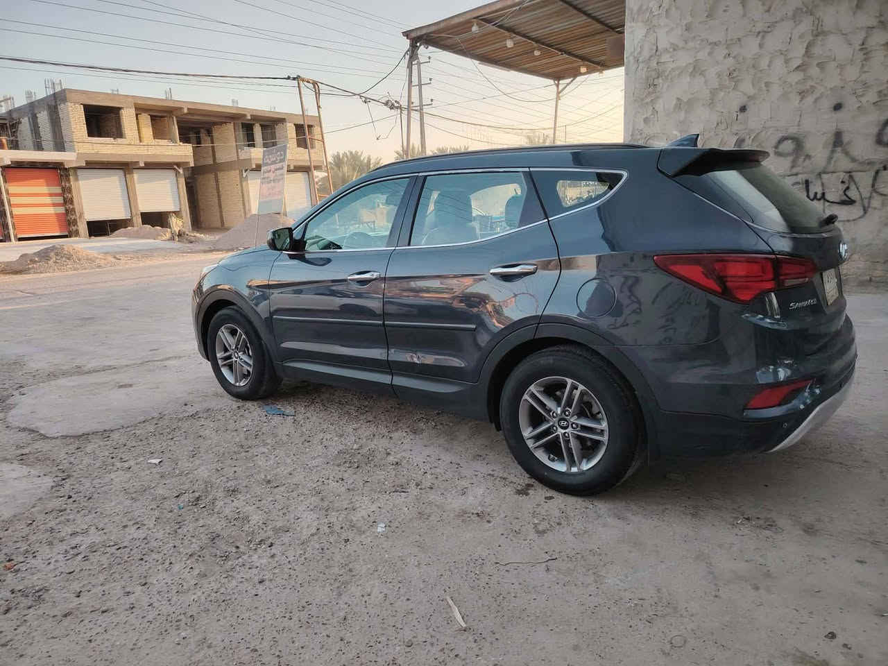 السلام عليكم
سنتافي 2017 امريكي بدون حادث كلين مكفوله كفاله عامه من الصبغ والتبديل بيه بادر بسيط بقبق الجنطه فقط ليبل واحد صور الحادث بالمنشور  بدون فتح ماشيه (68)الف مايل نظافه 100% مشترية من المستورد نفسه رقم بغداد مشروع وطني كير ومكينه وحداديه تبريد تدفئه تخم تاير جاهزه وجديده 
مواصفات سبورت 
مكينه 2400 جي دي اي بلاديه بدون فتح 
خمسة راكب 
لون مميز 
شاشه كبيره بلاديه 
كامرا 
كشن كهربائي 
داخل بيج 
ثلاث وضعيات قياده 
وباقي المواصفات المعروفه 
مكاني بالحله 
السعر 143  وبيه مجال 
***********
