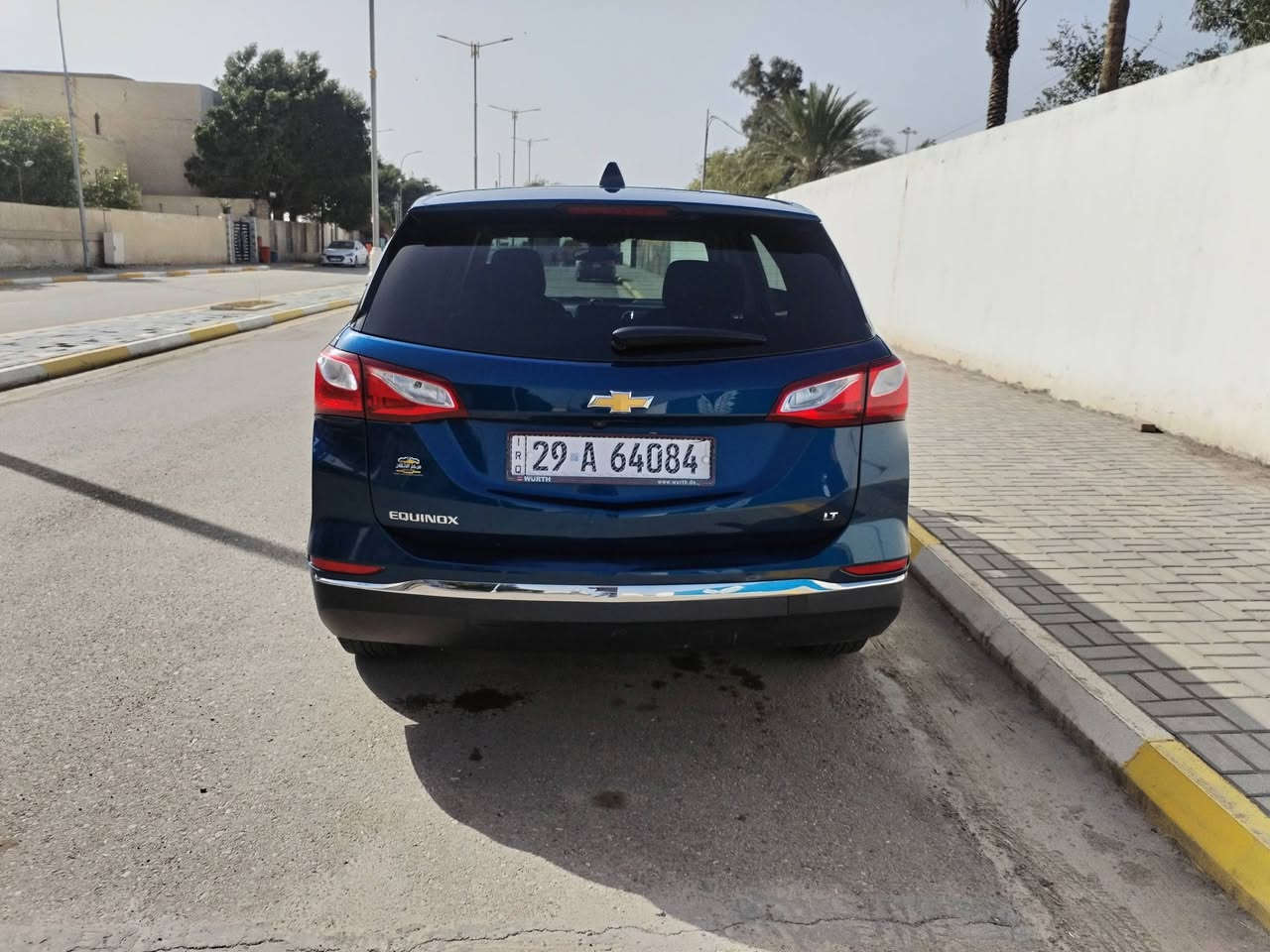 السلام عليكم

للبيع او المرواوس ب اقل 
كوينكس ٢٠٢٠ تبريد قطعتين تحكمات ستيرن كشن كهرباء  بيهه صبغ بس بنيد مبدل ومصبوغ  وصور السونار مرفقة بالمنشور
رقم واسط انكليزي تحويل بالاسم جاهزة للاخير ماشية ٤٩
السعر ١٣٠ وبيهه شي بسيط للطيبين
***********
مكاني واسط الكوت
