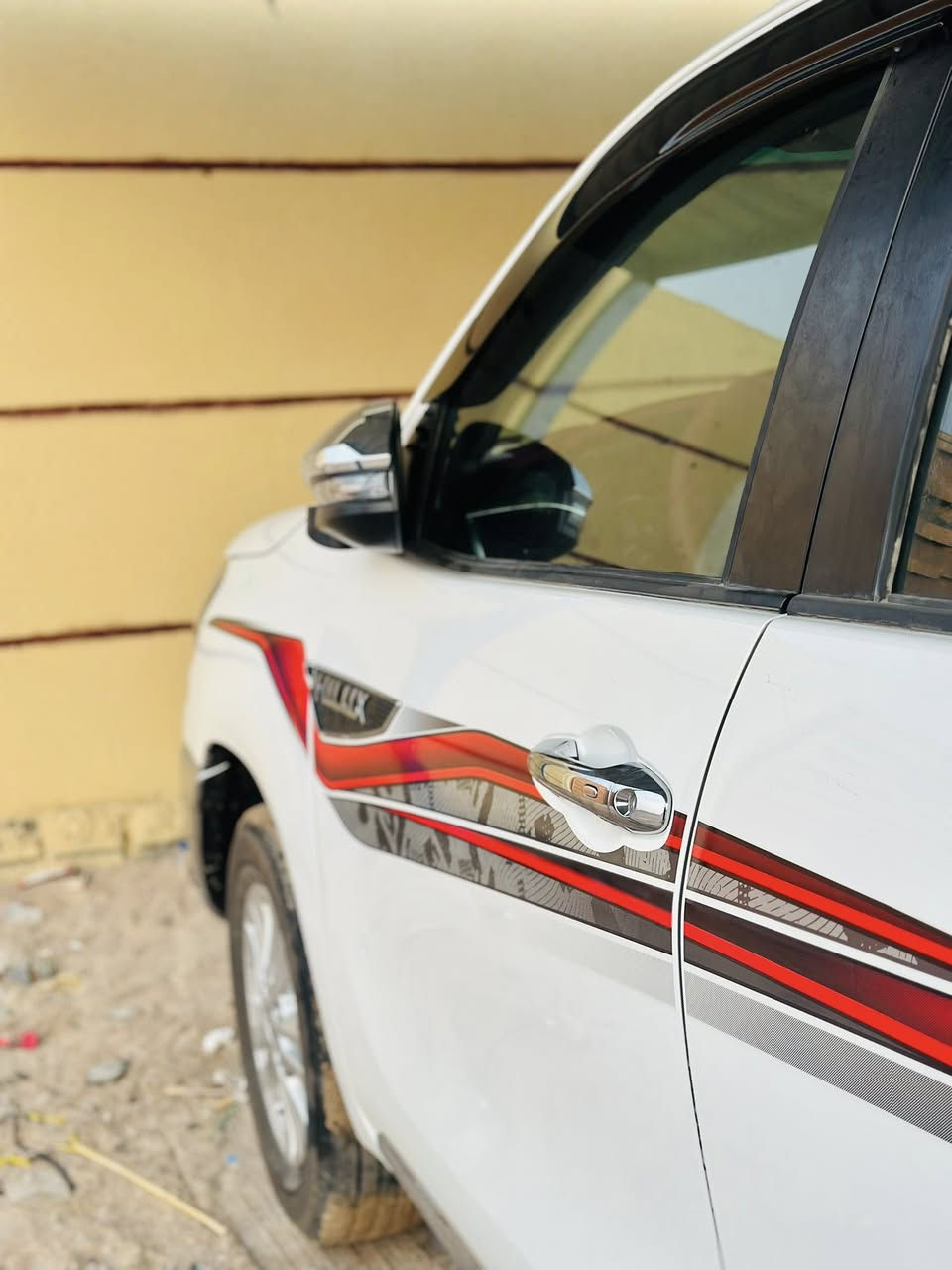 سلام عليكم هايلوكس2025 ساز فول مواصفات كفاله عامه رقم جديد بصره بسمي سنويه 2030 ماشيه 20الف المكان بصره الزبير السعر 318وبيه مجال للطيبين رقم لاستفسار ***********
