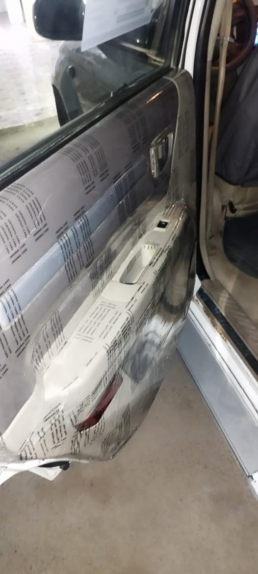 السياره محرك مالها 2400 تويوتا سبعه راكب ويل17 تدفئه تبريد على وضع الشركه زنون تخم تاير سياره سعرها 65 ورقه وبيها مجال للطيبين مكان السياره حصيبه الشرقيه رقم تليفون ***********
