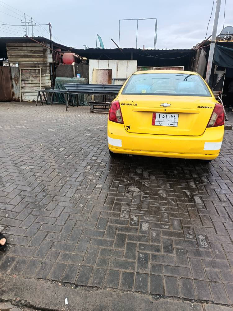 السلام عليكم اوبترا مديل 10 كفاله من ضربه وتبديل مكينه وكير حداديه تخم تاير تبريد ثلج  شاشه كامره مصفره هيه وغرامات تحويل ثاني يوم السياره جاهزه من كلشي السعر 55 وبيه مجال العنوان البصره حي الحسين الهاتف *********** البصرة, العراق
