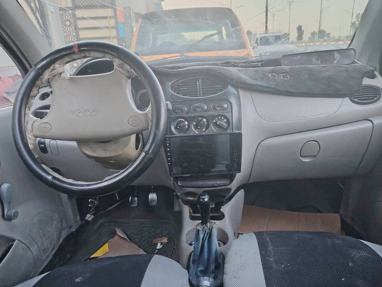 سياره للبيع كوكو موديل ٢٠١٢ سياره شرط تحويل بس الطخم تعبان والگشركدام العين السعر ٢٠ الاستفسار على الرقم *********** وكورك ***********
