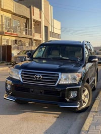 يالله السلام عليكم لاندكروز 2012 GXR بريم اصل باب اول فول 1/1   V6  رق...