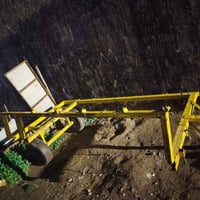 نضيف • كدام العين • قابل تفاوض