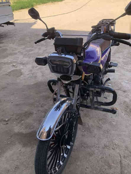 السلام عليكم
سولنك 24 شكل 25

موصل 780
ماطور جديد 

يرهم مراوس 

مكاني القائم جريجب 

***********
