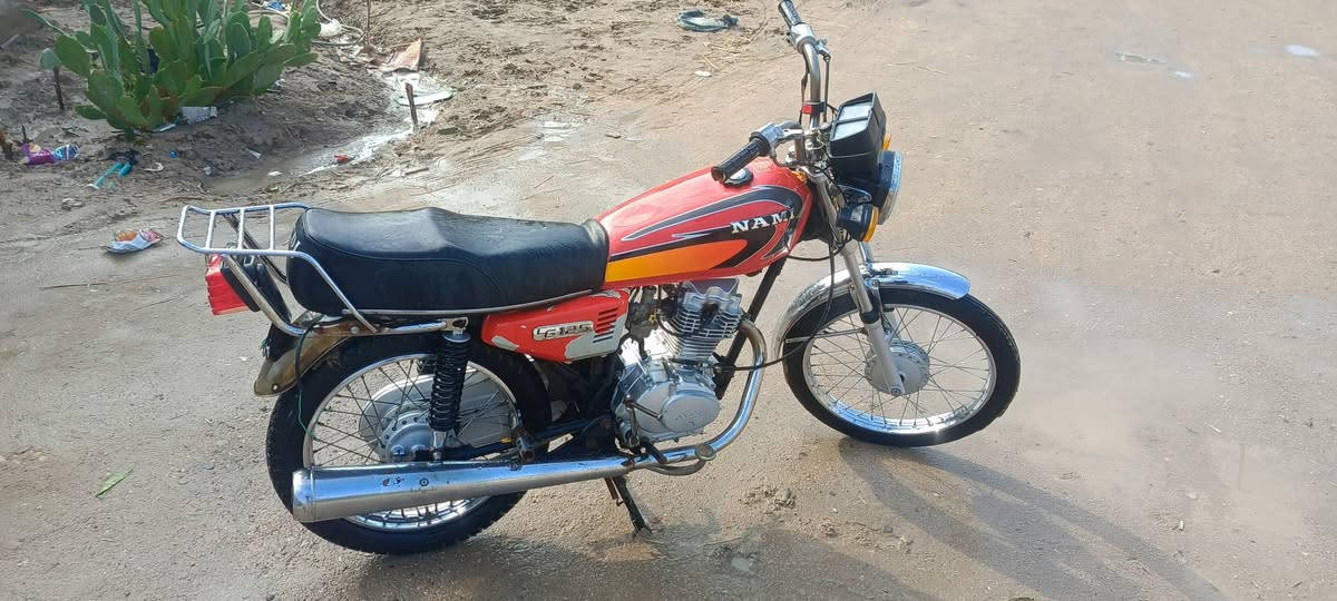 دراجه للبيع مديل٢٢ السعر٥٥٠ وبيها مجال رقم الهاتف ***********
