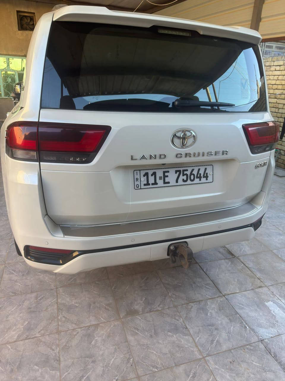 سلام عليكم 
لاندكروز موديل 2022
تنفس طبيعي شركة ساز
رقم بغداد
كشحنات جلد 
السياره كفاله عامه شرط سونار 
استفسار ***********
مكان السياره ناصرية
