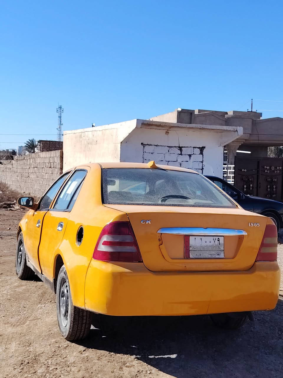 السلام عليكم سي كي موديل 2013رقم قادسيه شرط تحويل من الشرعي عندي رقم الشرعي تحجي ويا كير محرك شرط طخم صدر جديد تواير خمسه جديد صبغ جماليه هيه عليها 140الف غرامات صفر السعر 32وبيها مجال مراوس بسايبه يرهم ***********
