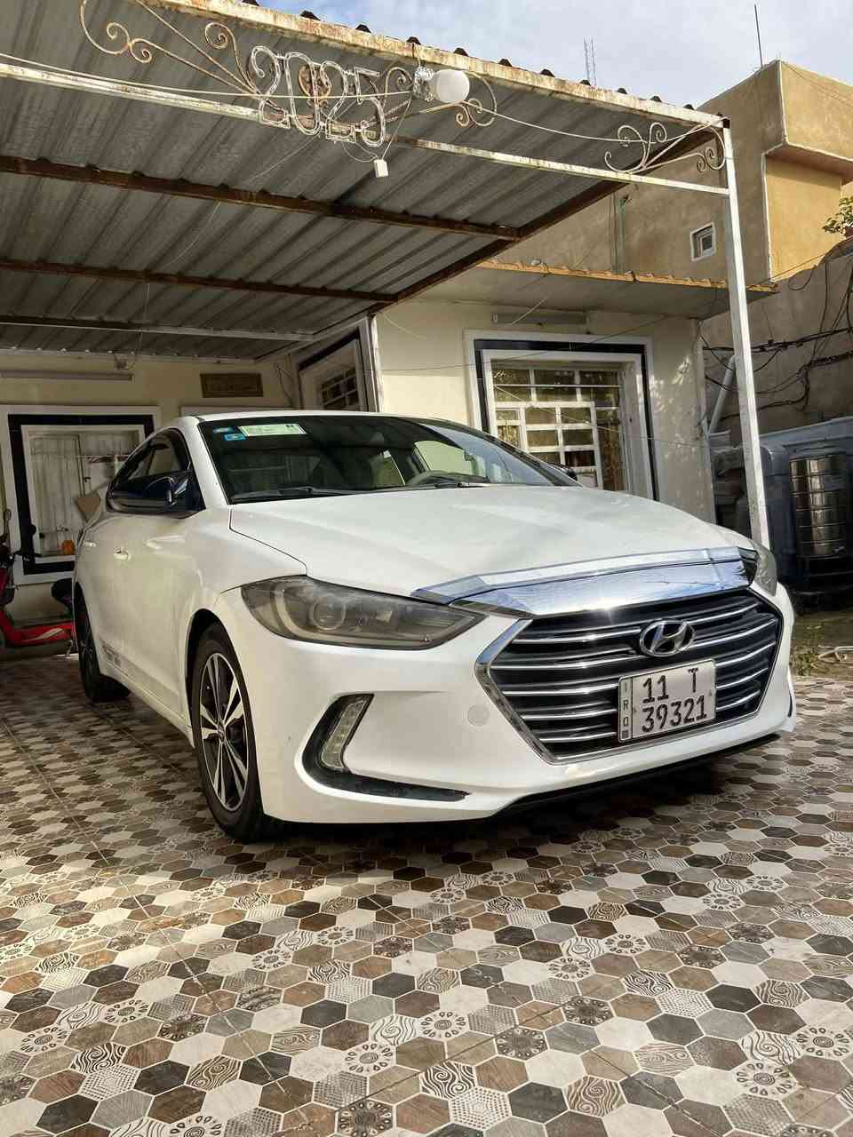 السلام عليكم النترا 2017 وارد أمريكي مكينه 2000 دوش نص فول كامرا شاشه تحكمات ستيرن انضمه سبورت منضومه زنون ويل كب كروم ١٦ داخل عسلي ماشيه ١٤٩ كير ومكينه جديده السعر 117 وبيها مجال بسيط رقم بغداد جديد باسمي مكاني بغداد الدوره هوررجب *********** *********** علما فديو واضح داخل المنشور وصور الحادث موجوده
