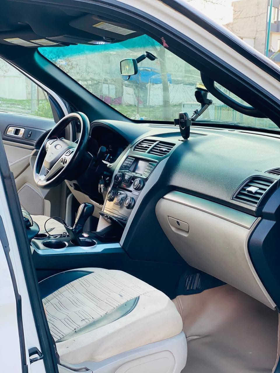 🚘 فورد إكسبلورر موديل 2012 أمريكي للبيع

✅ اللون: أبيض ثلجي
✅ السنوية نافذة لغاية سنة 2030
✅ بطاقة بنزين كركوك متوفرة
✅ الماكينة والجير بحالة ممتازة وعلى الشرط
✅ فقط شبرین مصبوغە في الصندوق الخلفي

💰 السعر: 140 ورقة وقابل للتفاوض

📞 رقم الهاتف:
***********
