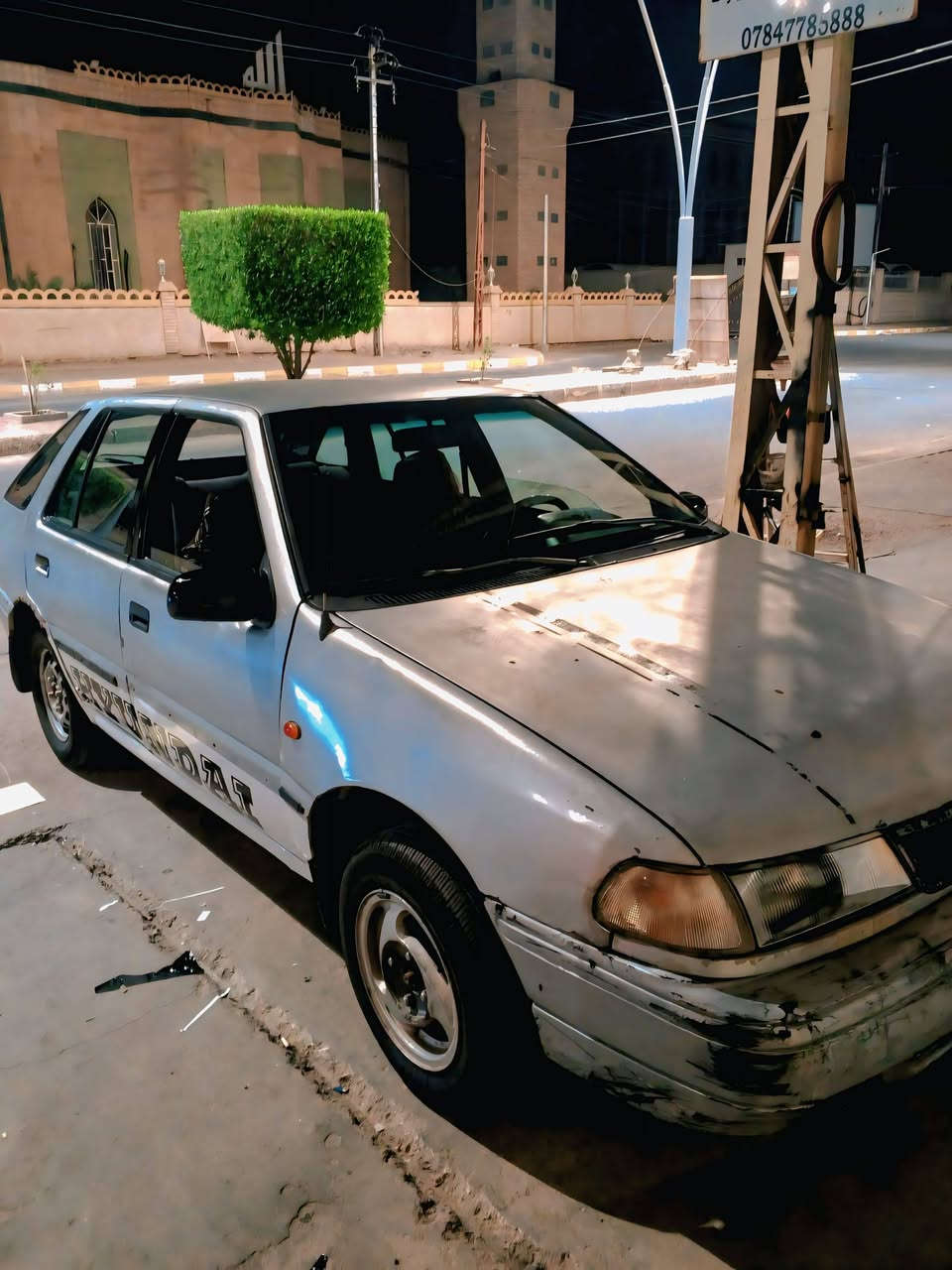 سيارة للبيع اكسلة موديل 1994 نضام تبريد سعر 20بيها مجال اتصل على رقم واتس ***********
