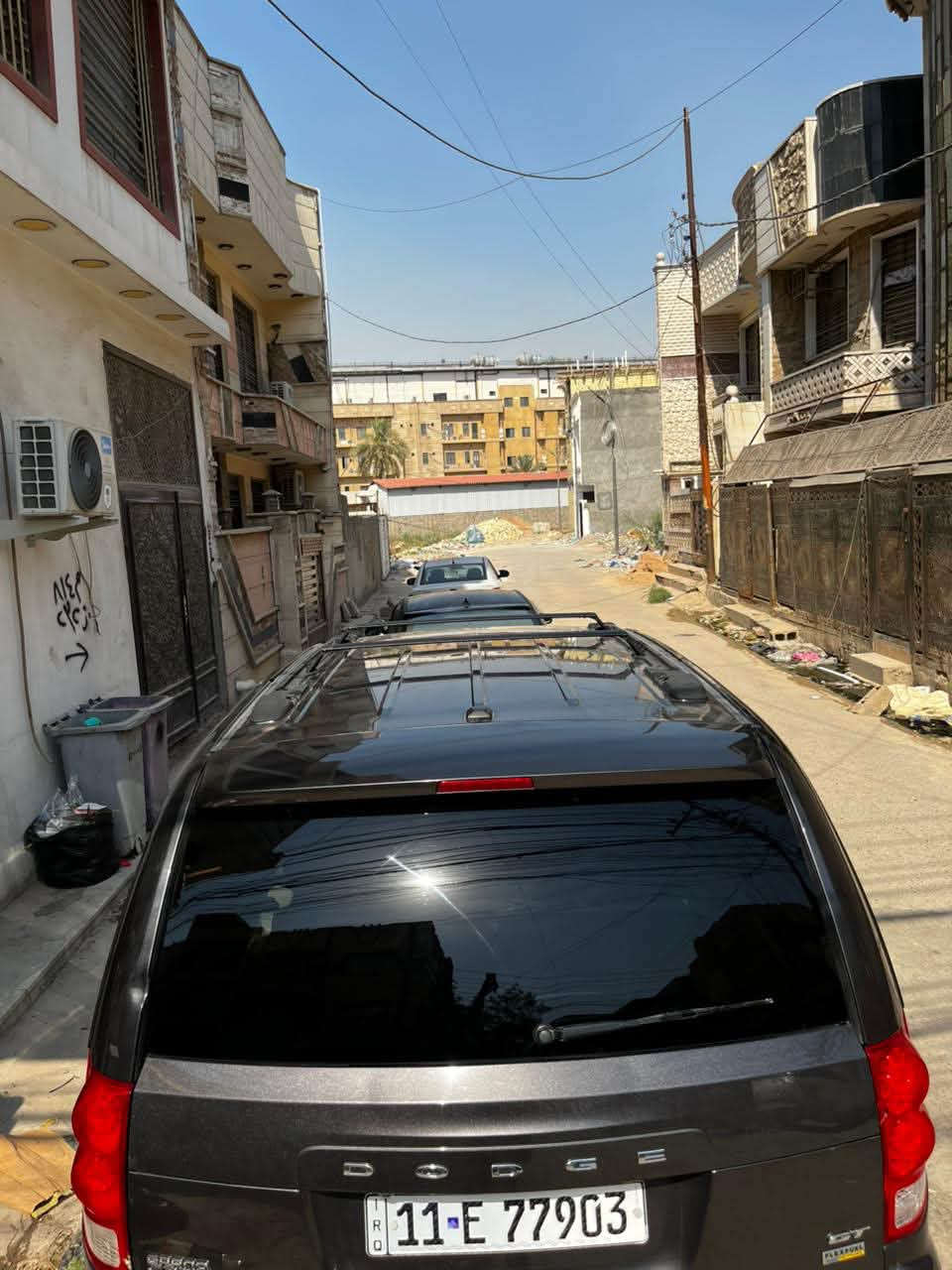 📣 إعلان بيع سيارة: دوج كرفان GT (فول مواصفات)
السلام عليكم إخوان.. للبيع أو المراوس
النوع: دوج كرفان (Dodge Caravan)
الفئة: GT (أعلى فئة بالمواصفات)
المحرك: 6 سلندر، بسعة 3.6 لتر (محرك بنتاستار الشهير، قوة وعزم عاليين)
🌟 المواصفات (فول مواصفات GT):
 المظهر الخارجي: لايتات زينون، كشافات ضباب، رنغات GT بلادية مميزة.
 الأبواب: جك (كهربائية) الأبواب الجانبية والجنطة الخلفية (تفتح وتغلق بالريموت والزر).
 الداخلية: كشنات جلد بلادية مطرزة (خاصة بفئة GT)، كشنات كهرباء (تدفئة بالكشنات والستيرن).
 التكنولوجيا والترفيه: شاشة كبيرة، كاميرا خلفية بلادية، نظام صوتي عالي الجودة،
 التبريد: تبريد مركزي (ثلاث قطع) ثلج وما يحتاج أي كلام.
 الأنظمة: نظام تشغيل عن بعد، نظام اقتصاد الوقود (ECO)، مثبت سرعة، تحكم ستيرن كامل.
🛠️السياره بيها منضومت غاز 🚏
وبانزين⛽️🚧


**إذا كنت صاحب هذا الإعلان وتريد حذفه لأي سبب، رجاءا أرسل رسالة إلى الدعم الفني**