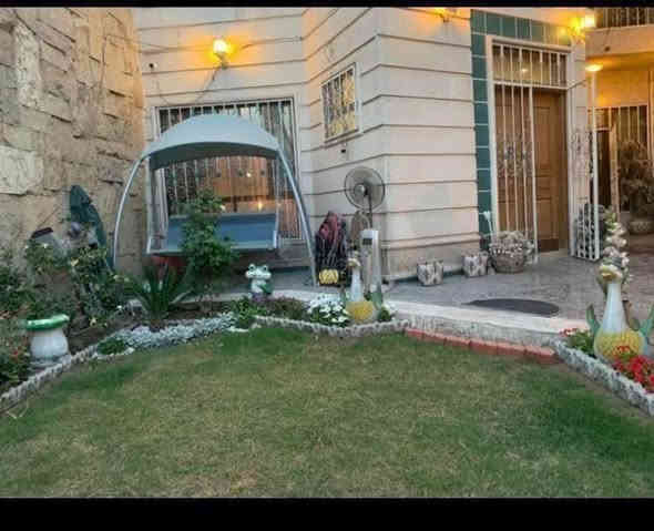 ✔️لـلـبـيـع في الـسـيـديـة ( الاعتماد الهندسي للعقار حصراً )

دار سكني كلاسيكي نظيف جداً جاهز للسكن 

موقع مميز ثاني عقار عن شارع التجاري مربع الاقتصاديين شارع15

المـمسـاحة  354  مـتـر الواجهة 8.85 م نزال 40م سند مستقل

متكون من 4 غرف نوم وحدة سويت وصالة وهول عدد2 ومطبخ حار بارد وخدمات 3 

✅ احصل على منزل أحلامك معنا، نحن مكتب عقاري موثوق ومتخصص في تلبية احتياجاتك السكنية
لاتتردد في زيارتنا او الاتصال بنا •••
‏‎((الأعتماد الهندسي للعقار حيثٌ تَلتَقي الرُوٌية ,بلتَمَيٌز ))

‏‎📊كل ماعليك الاتصال أو المراسلة على الصفحة *ʲᵒⁱⁿ ᵘˢ*

***********-***********

‏‎الفرع الاول / الـسـيـديــة الضباط مقابل افران الرباط
‏‎ الفرع الثاني /شارع العلوة مقابل مدرسة حلم الغد الاهلية 
‏‎الفرع الثالث / عرصات الهندية مجاور فندق بلوم 

‏‎‏‎زبائننا الكرام بِكُم نَرتقي ونَتشرف بزيارتِكم ونَفتخر بخِدمتِكم ❤
