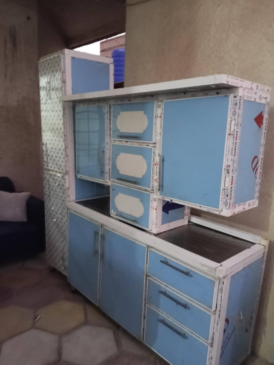 كاونتر مستعمل نضيف 
سنك متر ونص ستيل
معلق متر ونص 
مع زاوية اضافي 
كل هذة بسعر 200 
شامل اجور التوصيل داخل مركز الناصرية 
عنوان
ناصرية مدينة الصدر 400 دار 
مقابيل مدرسة الرباب 
***********
***********
***********
