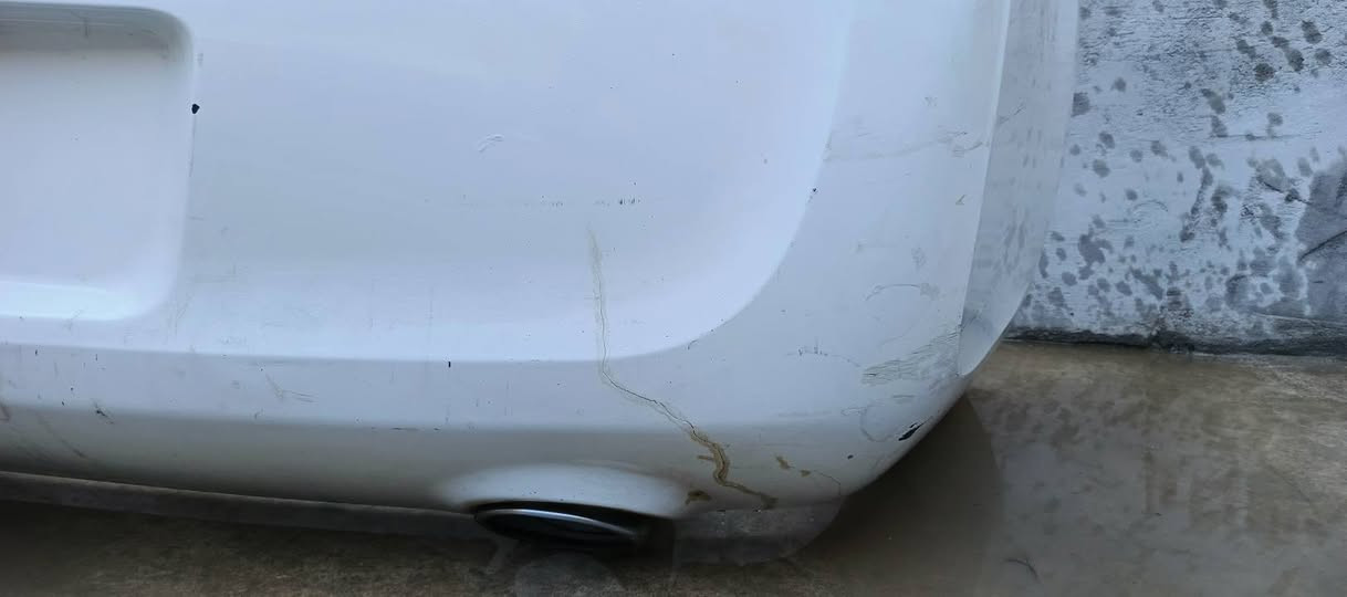 دعاميه اماميه شرط مابيها اي ضرر فقط فابلون خربان يرادلها فابلون او صبغ حسب رئيك  و دعاميه خلفيه بيها هذه شك ع كد شبر مثل ما موضح بصوره  لايتات وبك لايت شرط الفحص كلمن وسعره مكان ميسان ***********
