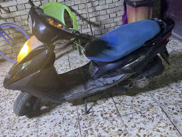 سلام عليكم 
 بريز للبيع
 مكينه خرسه
 فشكه صلانصه مطاكه
 كهربائيات كله شغاله
سعر 450 وبيه مجال 
حي اور
***********
