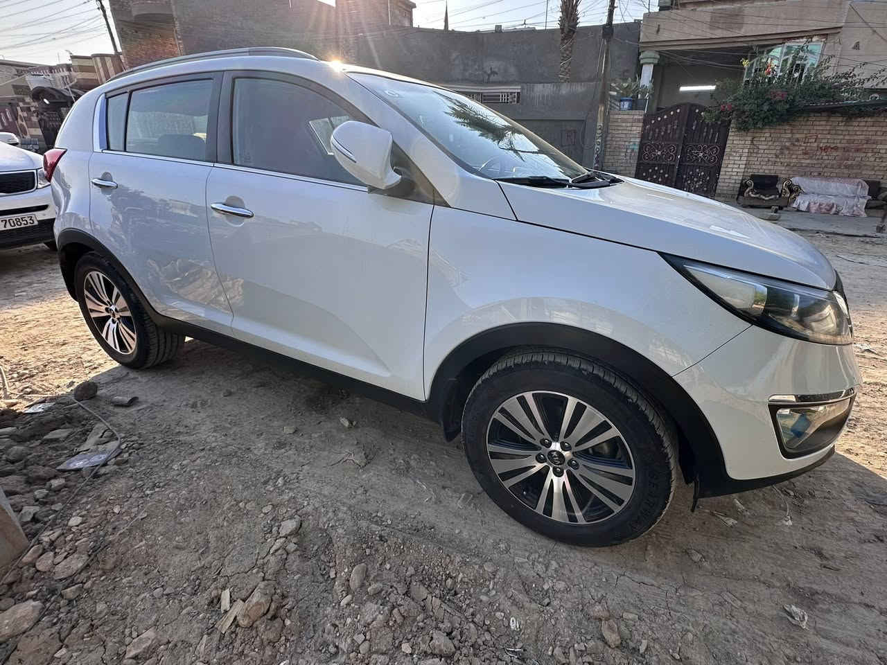 سبورتج 2015
سيارة سبورتج موديل 2015

وارد خليجي
رقم بغداد الدولي

محرك 2000 دوش

ماشيه 123 الف

تخم تاير جديد

مكفوله من التبديل والصبغ والبارد

مري شفط

تحكم ستيرن

حداديه جديده

للاستفسار الاتصال على الرقم التالي ***********

العنوان بغداد
