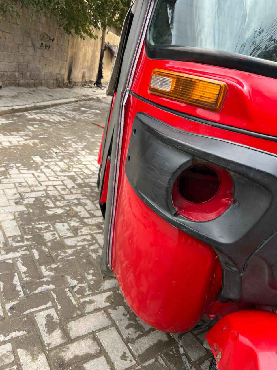 سلام عليكم ورحمه الله وبركاته
تكتك للبيع مديل 18 الشهر 5

بيها بكن وتنقيص وتبخير

السعر 5 مليون وبيها مجال لشراي 

رقم السنوي تحويل ثاني يوم 

للاستفسار الاتصال على الرقم ***********
مكاني بغداد حي النصر
