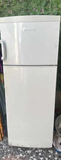 ثلاجه شغاله ثلج بغداد العبيدي سعر 90رقم 07782227791