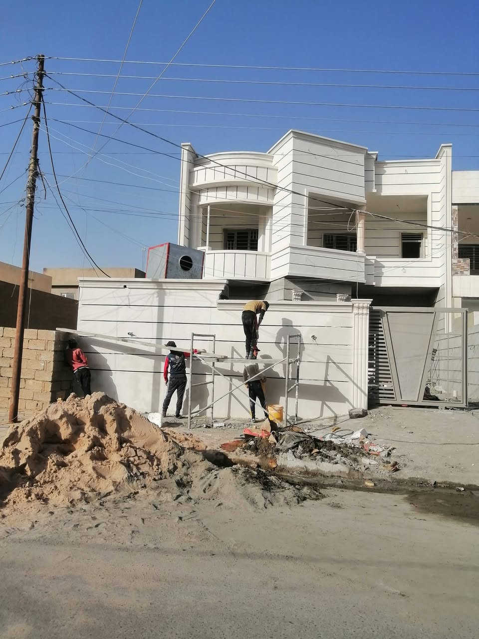 سلام عليكم  شغل نقش واجهات لبخ خارجي شغل درجه اوله وبسعار مناسبه   للتواصل *********** المكان تكريت القادسيه
