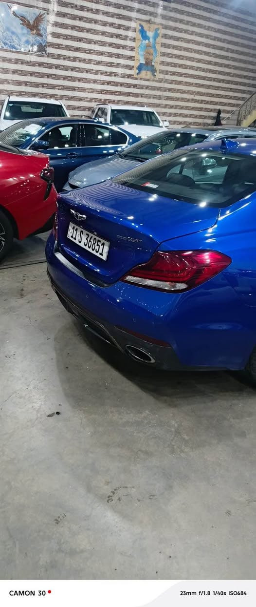 السلام عليكم حبايب  

السعر 175 وبيها مجال 

#للبيع سيارة جينيسيز جي ٧٠ برستيج ( Genesis G70 ) لون مميز 

#المركبة    : جينيسيز جي ٧٠ برستيج 
#الموديل    : 2019
#الفئة        :  Genesis G70 PRESTIGE 
#المحرك    :  ٦ سلندر 3300 توين تيربو ( V6 3.3cc twin turbo 
#الرقم       :  بغداد بسمي 
# الصبغ    : 4 قطع السونار بالمنشور 
المواصفات 

1- ٦ سلندر 3300 توين تيربو
2- دفع خلفي ( اكسل ) 
٣- الكير ٨ سرعات 
3- ويل كب حجم 19 اصلي 
4- سيستم صوت ليكسيكون عدد ١٨ سماعة 
5- السيارة ماشية 128 الف كيلو 
6- لايتات زينون عالي ناصي اصل 
7- لد نهاري وليلي
8- كاميرات محيطية 360 درجة
9- بصمة تشغيل وفتح الابوباب والصندوق
10- صندوق ذكي
11- حساسات الاجتياز الجانبية ( النقطة العمياء ) 
12- اشارة ترحيب بعلامة جينيسيز في المرأة الجانبية
13- حساسات امامي خلفي 
14- راداو امامي قرائة الطريق و اوتو بريك
15- غرفة السيارة مقاعد جلد اصلي + التكم و السقف كنتارة
16- تحكم فول كهرباء لكراسي المقدمة 
17- تحكم ستيرن متكامل  
18- شاشة دشبول كبيرة + ٥ وضعيات قيادة
19- شفتات ستيرن للتحكم بالكير العادي
20- ازرار السبورت تراكشن وغيره 
٢١- الزجاج للسيارة يوجد به عازل حراري اصلي 
٢٢- داتا شو علجامة الامامية
٢٣- يوجد مواصفات اخرى في السيارة وكثيرة
السعر 175 وبيه مجال 
العنوان كربلاء حي الحسين/*********** كربلاء, العراق
