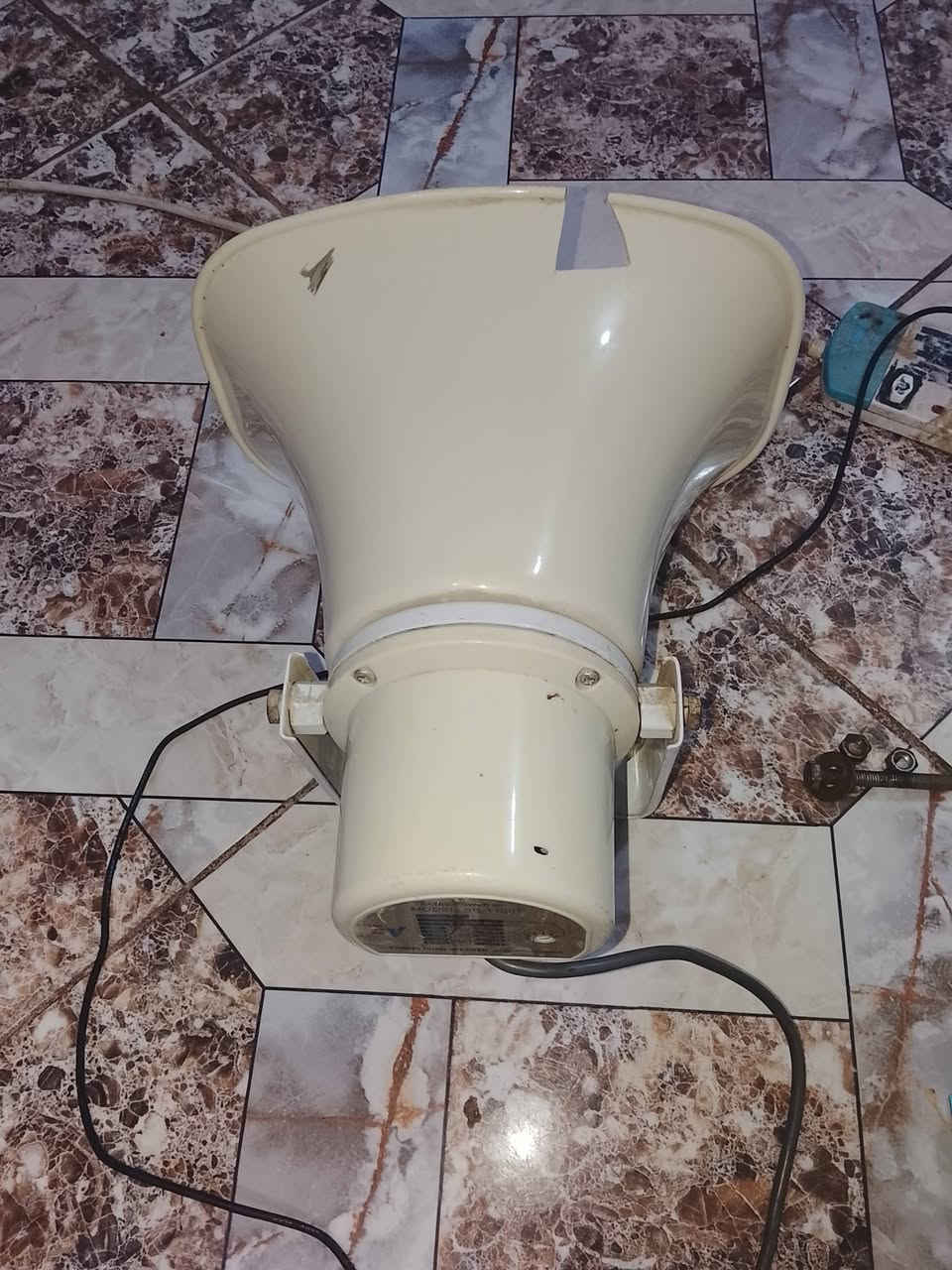 سلام عليكم بوقيه للبيع هنديه ستخدام قليل حجم كبير مكان شطره ***********
