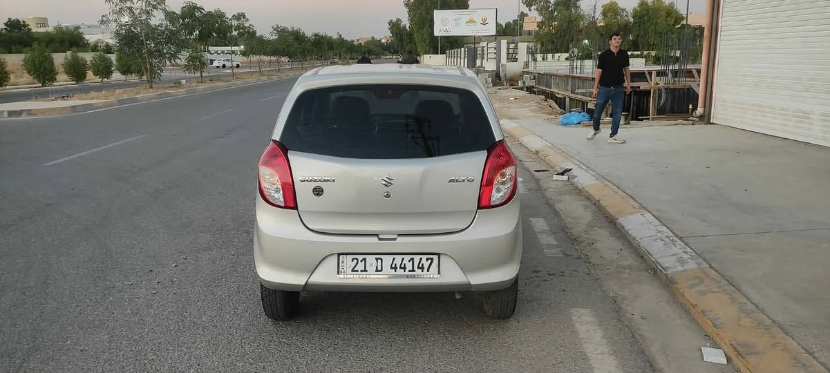 Suzuki Alto 2023..
گێڕ عادي  مکینەی ٣ پستۆنی تۆربۆ
بی بۆیاخ تۆزیک ساردی هەیە 
نمونە لەجوانی
بەنزین  زۆر کەم دەخوات …
سەنەویی و رەقەمی تازەیە
بشرط تحويل و غرامە 
نرخي ٥٧$ مجالیکی کەم

ژ. م ***********
شوين :كلار
