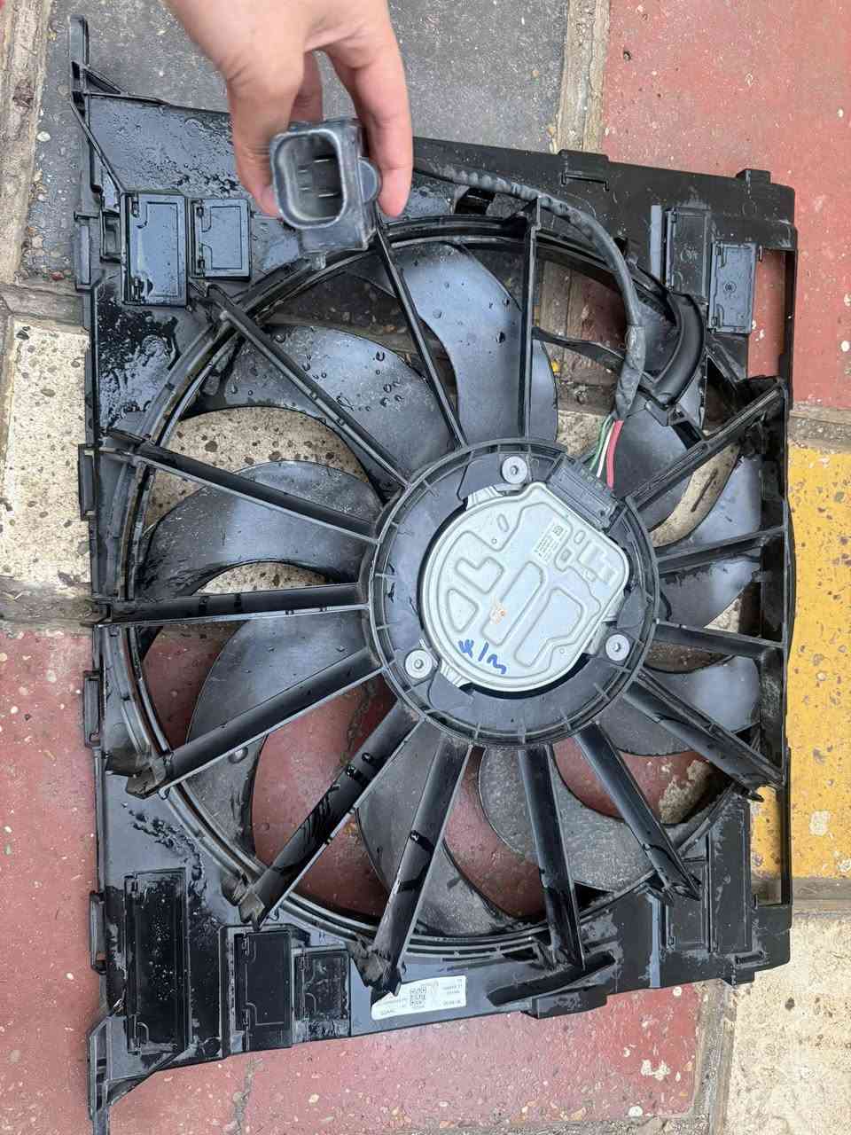 قطع غيار bmw 5 series
دعامية خلفية luxury line
حساسات bmw
دوسات جانبية luxury line
مروحة راديتر ام الفيشة المربعة
مروحة راديتر ام الفيشة المثلثة
دركة ستيرن بدون ايرباك luxury line

للتواصل ***********
